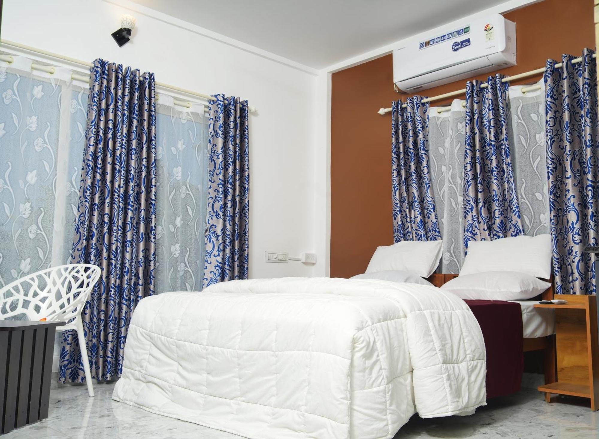 Hotel M M Residency Kochi Exterior foto